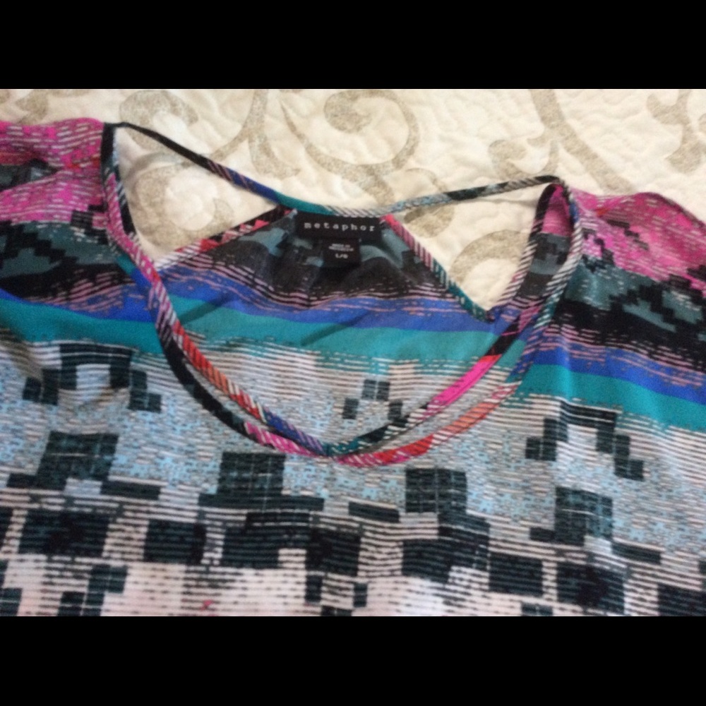 Printed open shoulder shift dress.